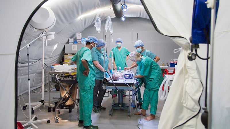 Finlands Röda Kors fältsjukhus sätts upp i Tammerfors för certifiering – expertis inom katastrofhälsa är viktig också i Finland