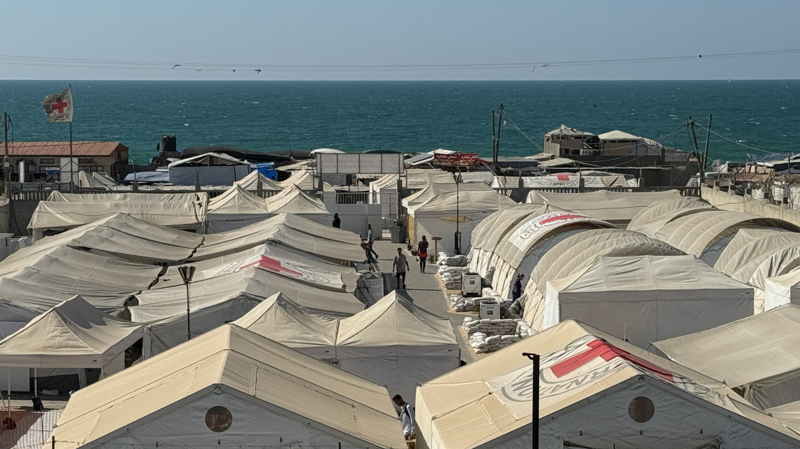 Röda Korset utvidgar sitt fältsjukhus i Gaza – målet är att förlänga sjukhusets verksamhet med två år 