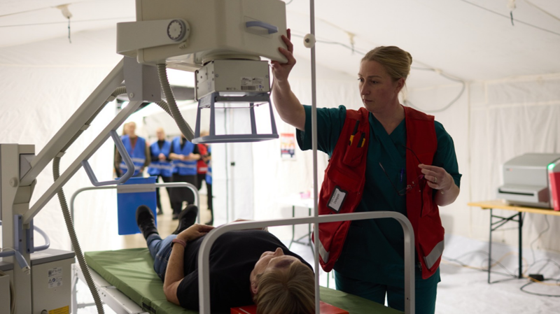 Hungerdagsinsamlingen startar på torsdagen: fältsjukhus och biståndsarbetare inom olika branscher finns tillgängliga i Finland och ute i världen 