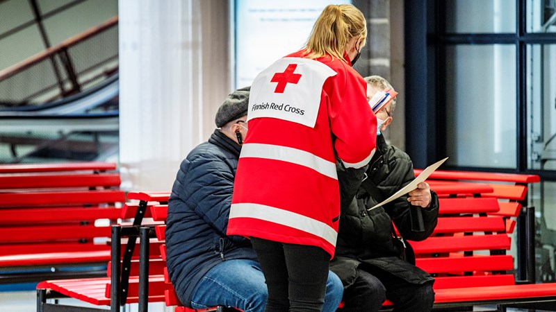 Så här hjälper Röda Korset de som flyr från Ukraina