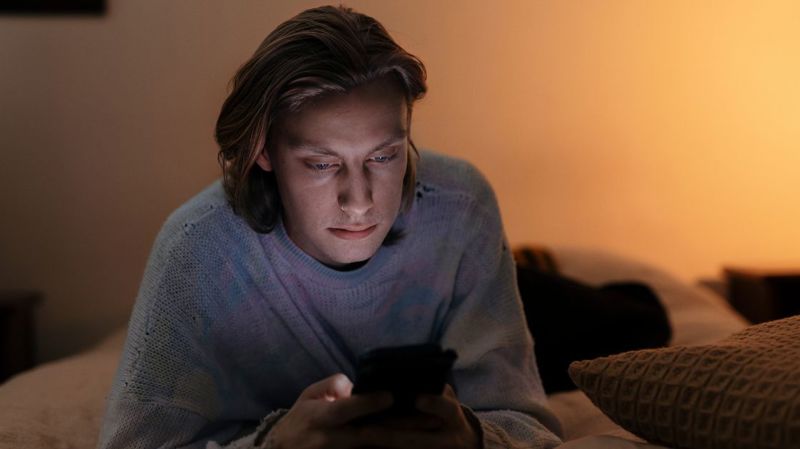 Snabb hjälp till ungdomar, familjer och närstående under sommaren